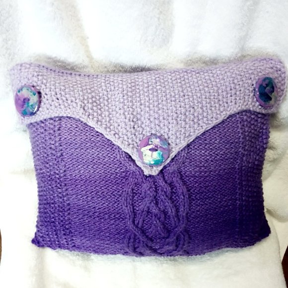 Hand Crafted Knit Throw Pillow Purple Cable Hand Painted Resin Buttons D… - Picture 1 of 12